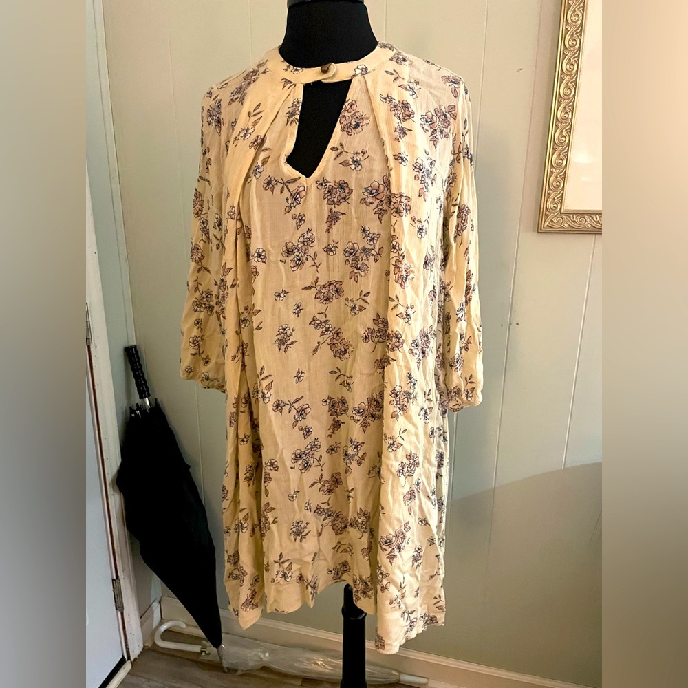 Women’s large blouse, size Large Rue 21